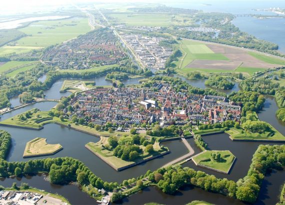 [Image: Vesting-Naarden-570x410.jpg]